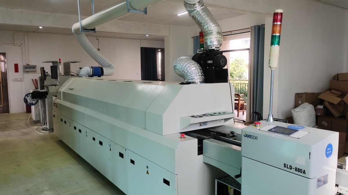 Reflow equipment used during circuit board production